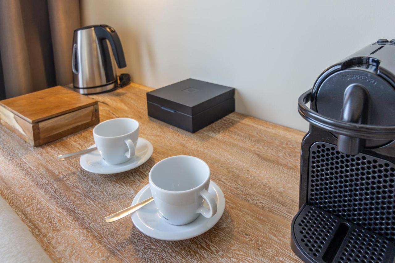 Zahara Beach & Spa By Qhotels - Adults Recommended 자하라드로아튠스 외부 사진 A Nespresso coffee machine in a hotel room