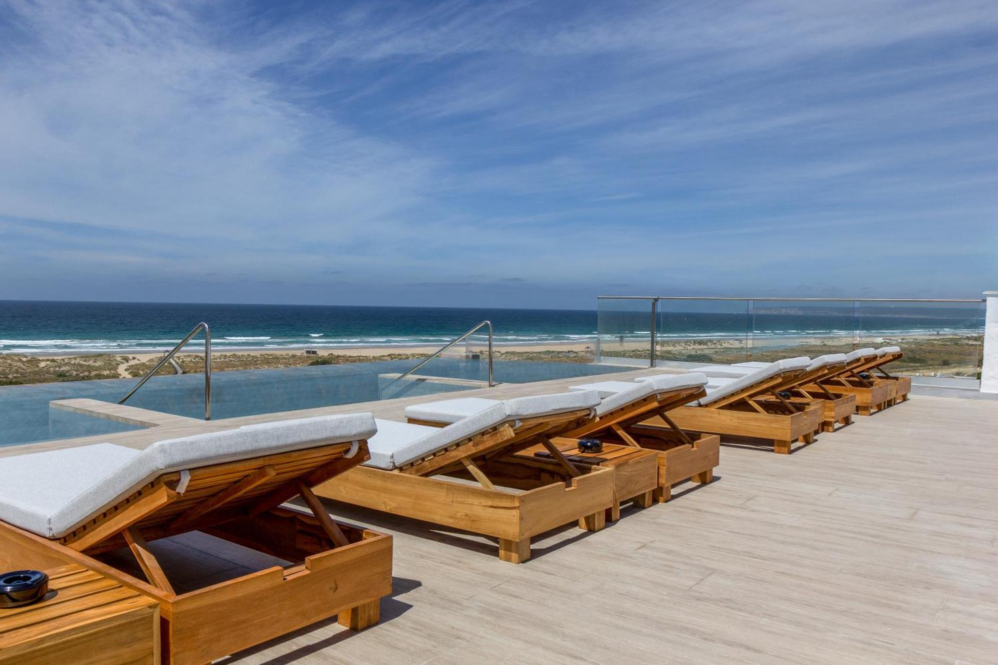 Zahara Beach & Spa By Qhotels - Adults Recommended 자하라드로아튠스 외부 사진 View of the beach from the hotel