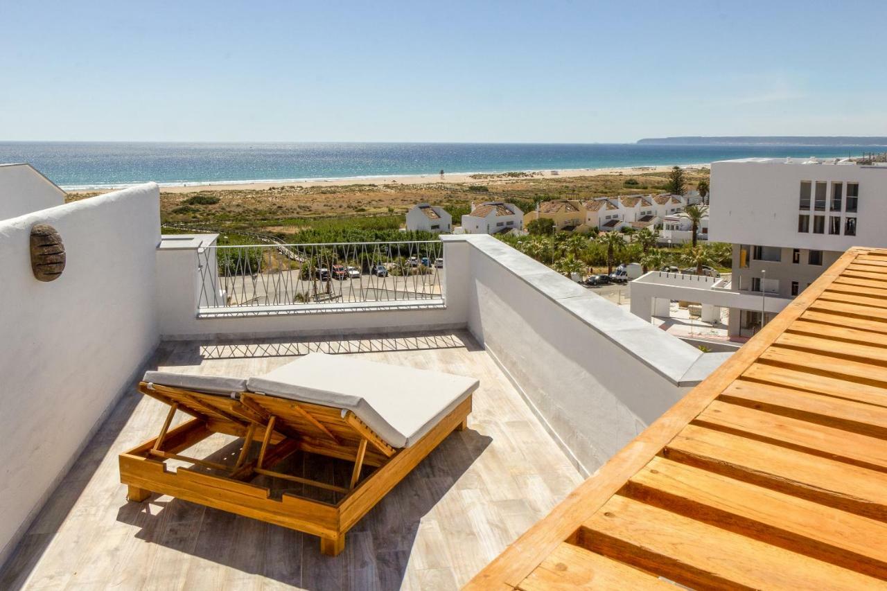 Zahara Beach & Spa By Qhotels - Adults Recommended 자하라드로아튠스 외부 사진 Rooftop terrace